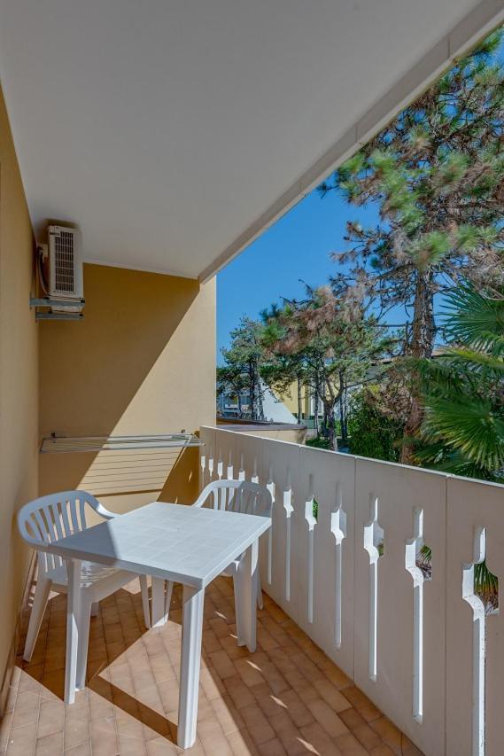 ביביונה Condominio Lavinia מראה חיצוני תמונה