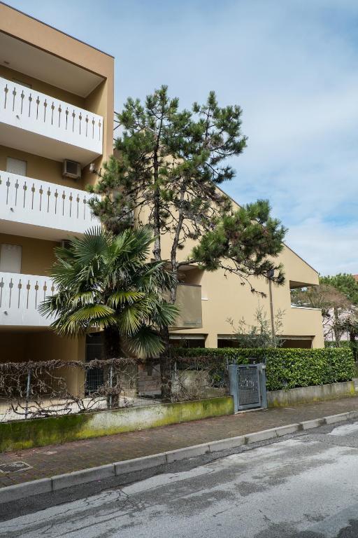 ביביונה Condominio Lavinia מראה חיצוני תמונה